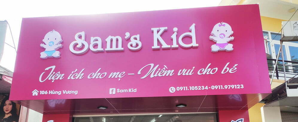 Bảng hiệu shop quần áo mẹ và bé
